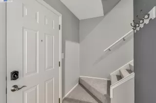 Photo #5: 41037833 Listing 