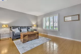 Photo #6: 41037833 Listing 