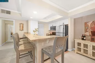 Photo #6: 41037844 Listing