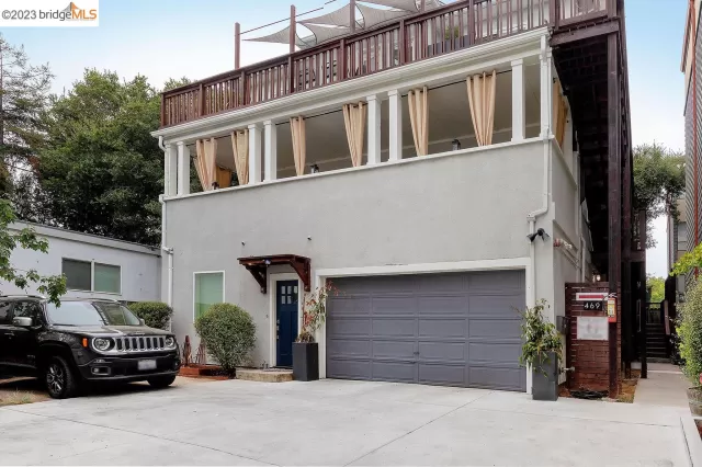 MLS: 41037848 Condo For Sale