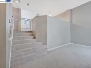 Photo #2: 41037852 Listing 