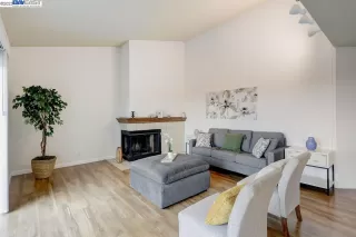 Photo #2: 41037892 Listing