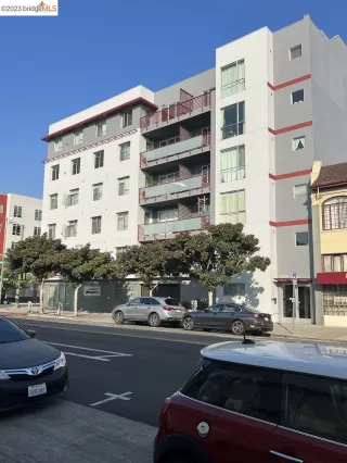 More Details about MLS # 41037927 : 1020 JACKSON ST # 303