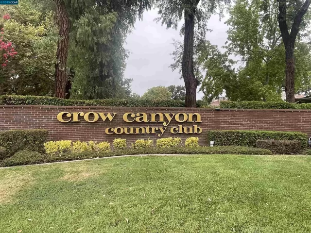MLS: 41037982 Condo For Sale