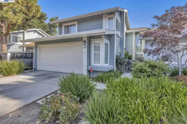 MLS: 41037991 Condo For Sale