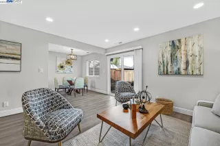 Photo #6: 41038106 Listing