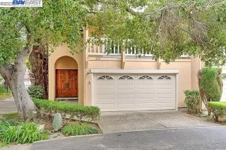 More Details about MLS # 41038110 : 2371 ROYAL ANN DR