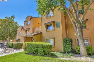 Photo #2: 41038119 Listing
