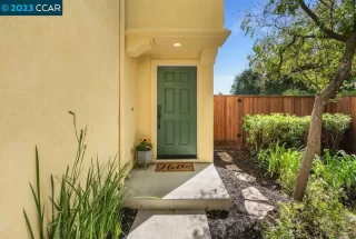 Photo #2: 41038236 Listing 