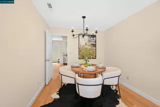 Photo #2: 41038277 Listing