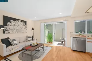 Photo #6: 41038277 Listing