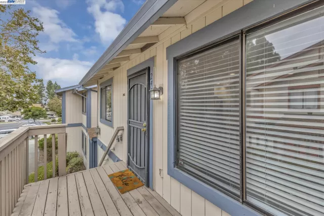 MLS: 41038305 Condo For Sale