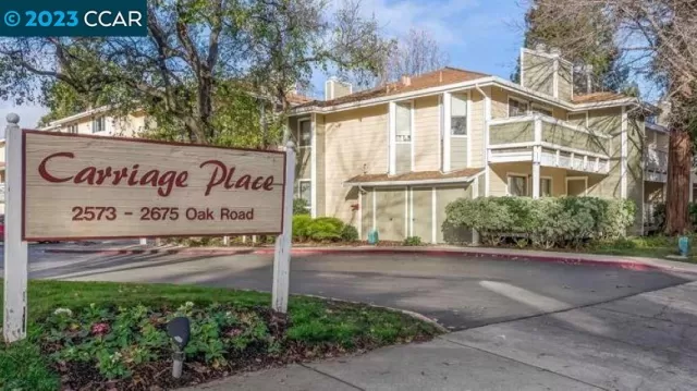MLS: 41038528 Condo For Sale