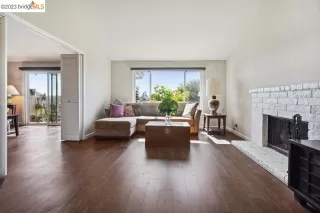 Photo #2: 41038548 Listing