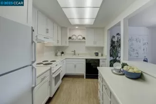 Photo #5: 41038587 Listing 