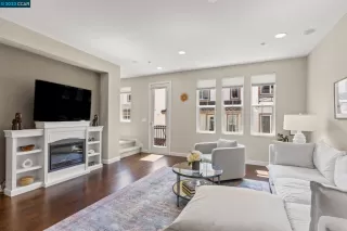 Photo #2: 41038626 Listing