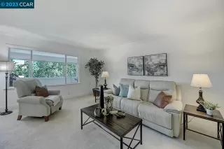 Photo #1: 41038646 Listing 