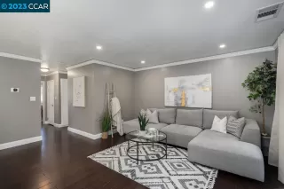 Photo #6: 41038737 Listing 