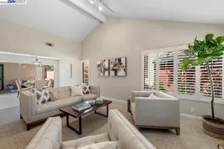 Photo #4: 41038789 Listing