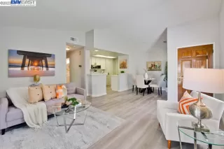 Photo #5: 41038836 Listing