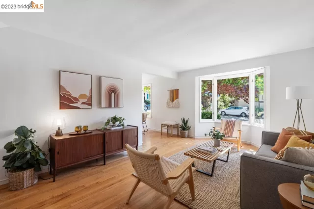 MLS: 41038840 Condo For Sale