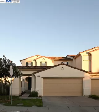 Photo #2: 41038842 Listing