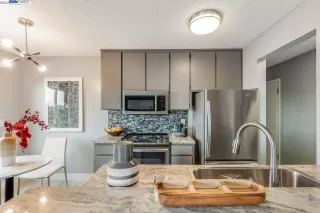 Photo #6: 41038861 Listing