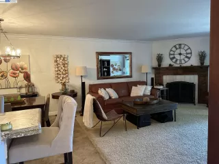 Photo #5: 41038884 Listing