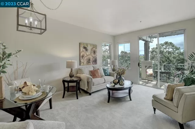 MLS: 41038886 Condo For Sale