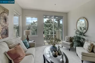 Photo #2: 41038886 Listing