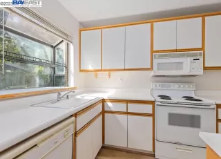 Photo #2: 41038977 Listing 