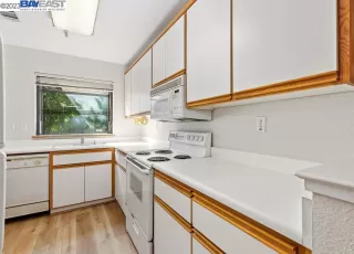 Photo #4: 41038977 Listing 