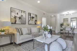 Photo #6: 41038979 Listing