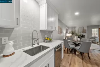 Photo #6: 41038994 Listing