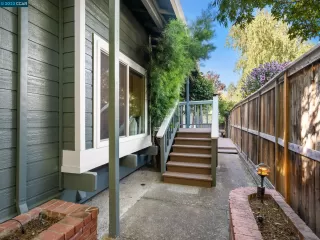 Photo #2: 41039037 Listing