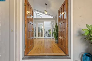 Photo #4: 41039100 Listing