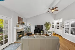 Photo #6: 41039100 Listing