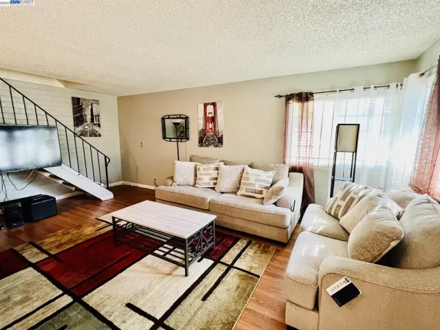 MLS: 41039265 Condo For Sale