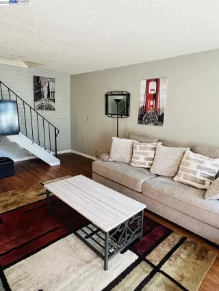 Photo #3: 41039265 Listing