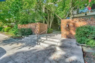 Photo #2: 41039321 Listing 