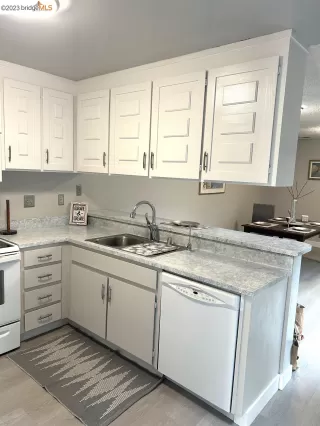 Photo #5: 41039338 Listing 