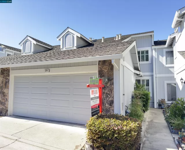 MLS: 41039369 Condo For Sale