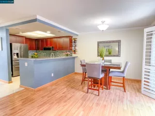 Photo #6: 41039369 Listing 