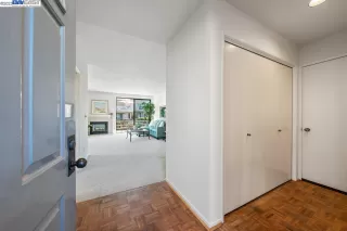 Photo #5: 41039382 Listing