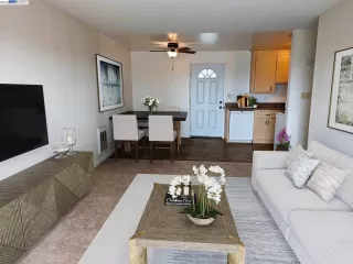 Photo #5: 41039492 Listing