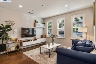 Photo #3: 41039619 Listing