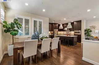 Photo #4: 41039619 Listing