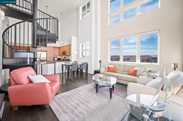 MLS: 41039782 Condo For Sale