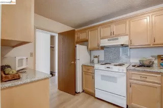 Photo #6: 41039822 Listing