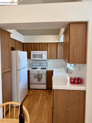 Photo #2: 41039829 Listing 